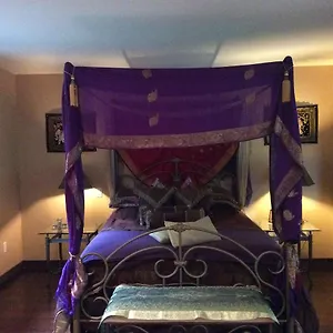 Davis Brook Retreat Bed & Breakfast Sechelt