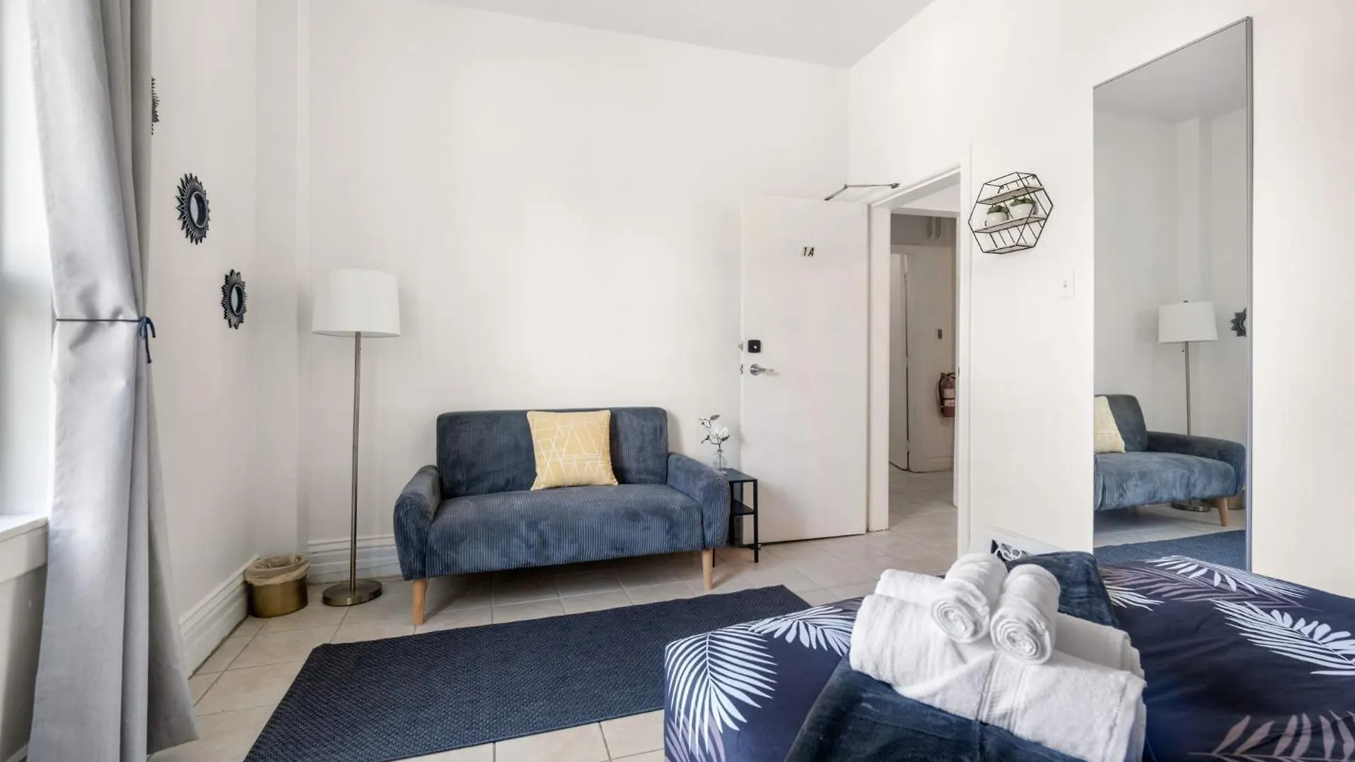 Inn Bedroom In The Corso Italia Neighbourhood Toronto